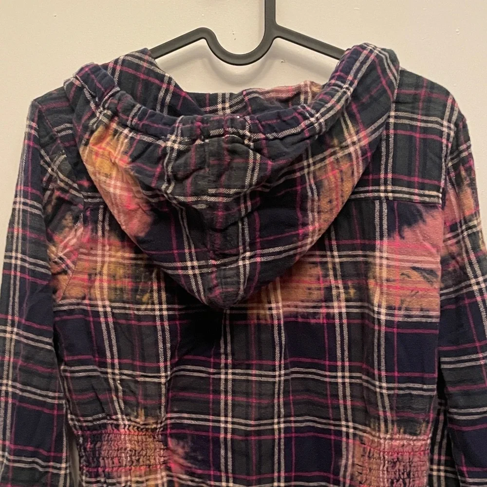 100% cotton Daytrip Plaid Hoodie pullover - Black and Pink - Picture 5 of 6